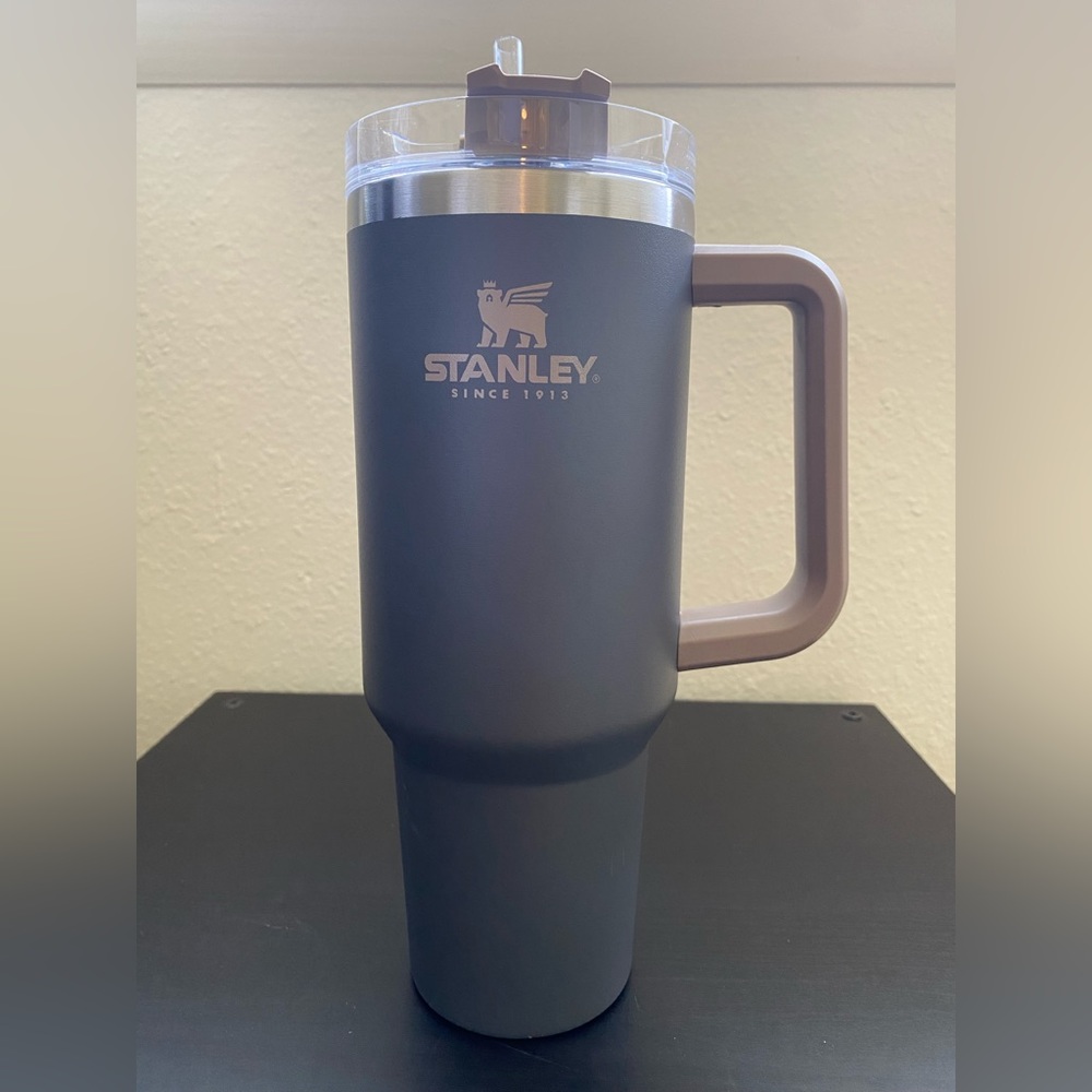 Stanley Tumbler 40 oz